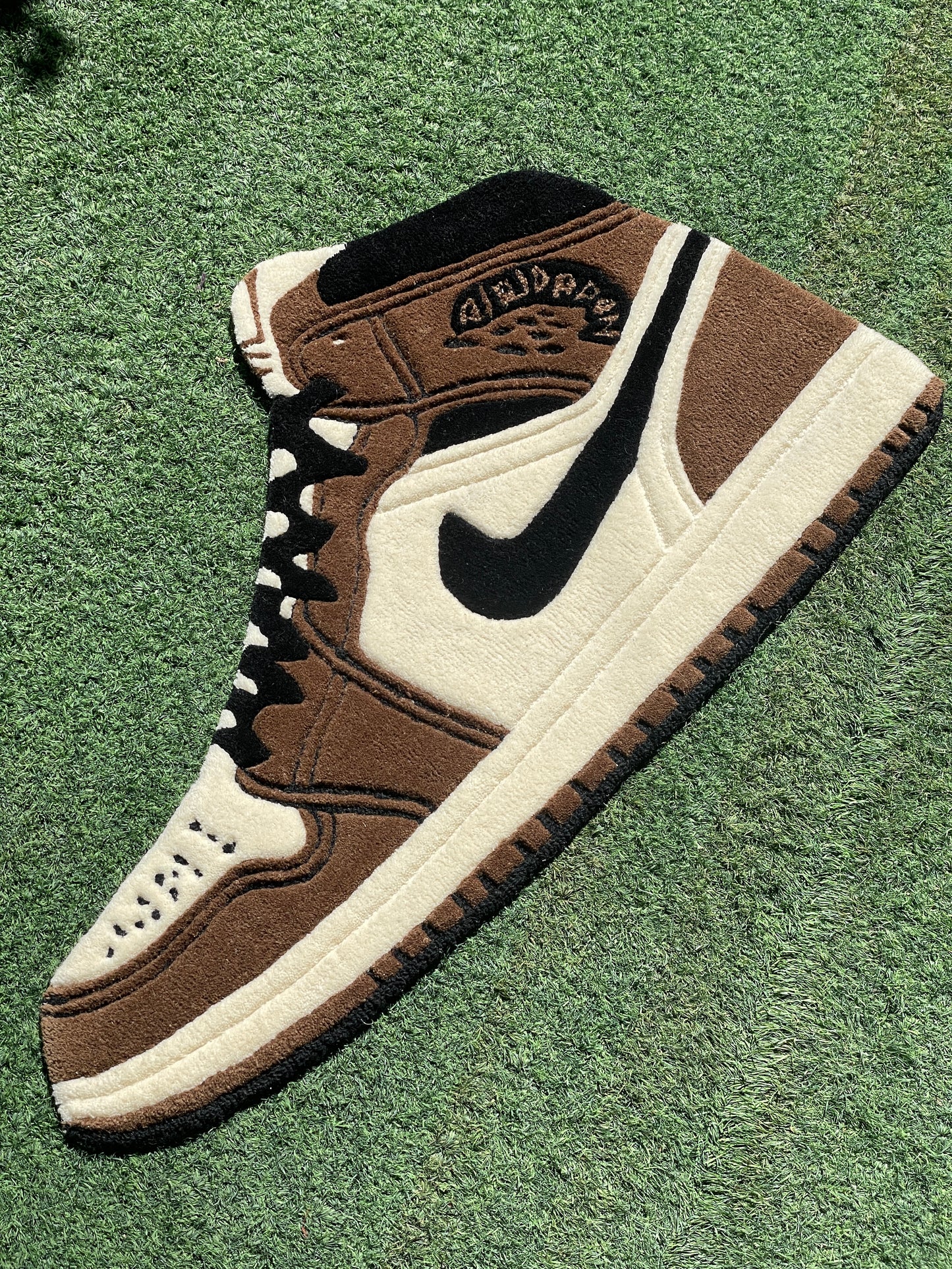 AIR JORDAN 1 HIGH DARK MOCHA RUG